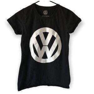 3/$15 Volkswagen black and white short sleeve t-shirt
